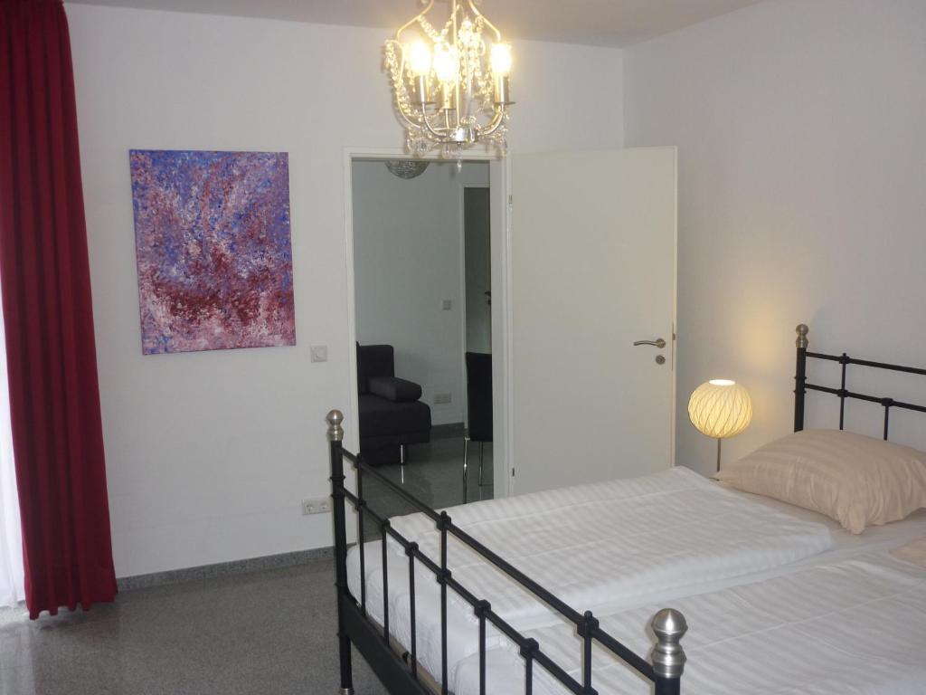 Airport Apartment Koln/Bonn Troisdorf Rom bilde